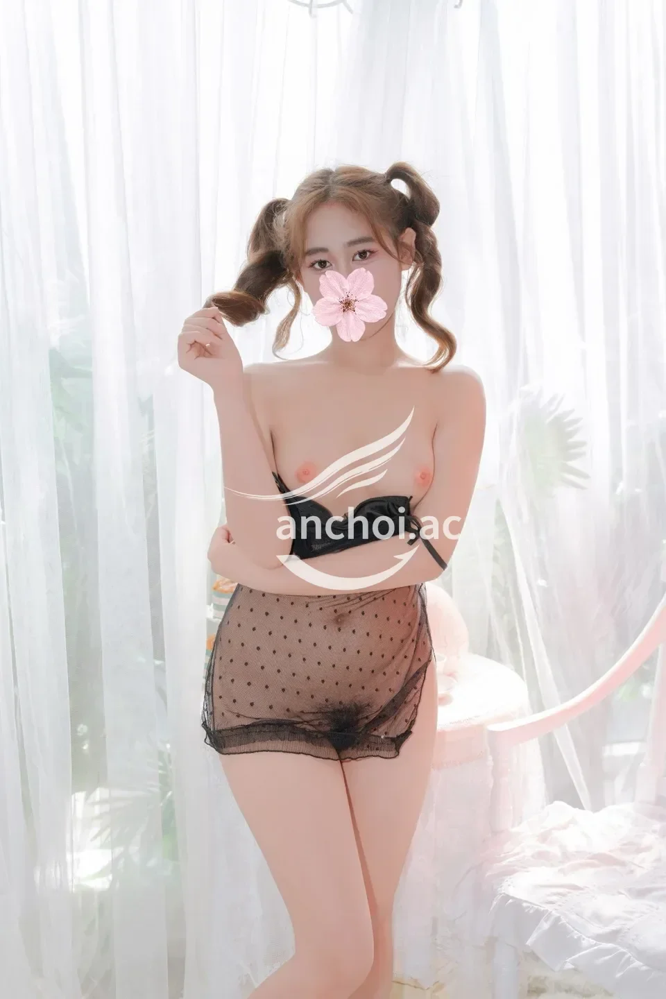 BÉ BÔNG - MỚI TỪ QUÊ LÊN LÀM LẦN ĐẦU TIÊN BÍM KHÍT NHIỀU NƯỚC MẶT XINH