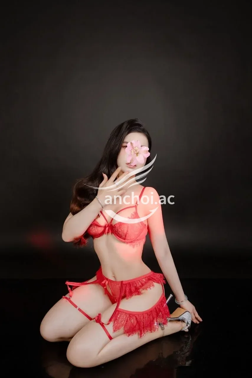 NEW HOTGIRL🔥 DIỄM MY MÔNG BỰ DOGGY BAO PHÊ🔥