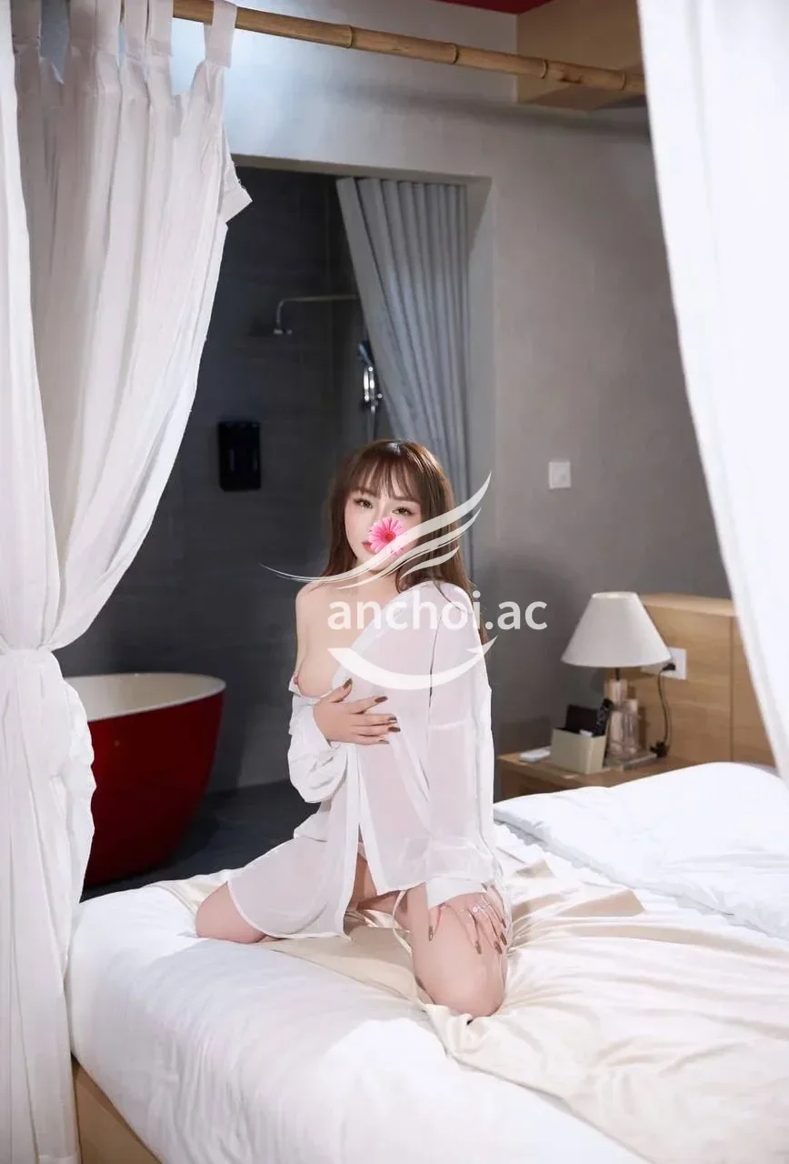 🌸NHI NHI, XINH XẮN DỄ THƯƠNG, DÁNG MÌNH DÂY, BỒNG BẾ LÀM TÌNH BAO PHÊ