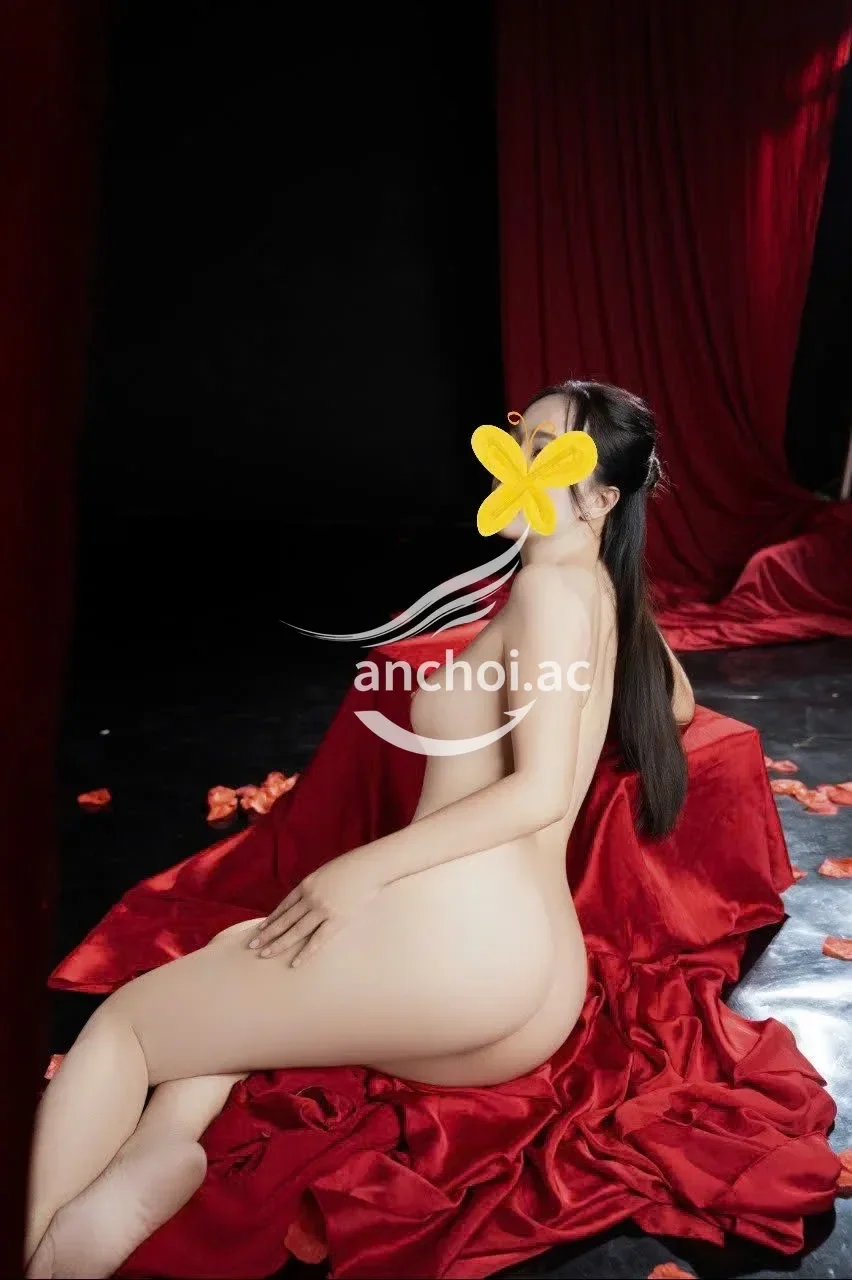 Yến Linh - xinh ngoan dâm - ngon hơn nyc