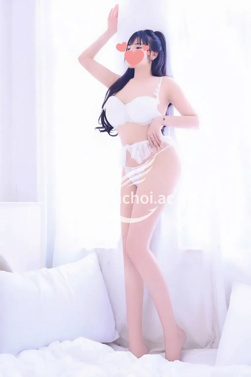 LINH NHI SUPER GÁI GỌI CAO CẤP XINH NGON DÂM CHIỀU KHÁCH