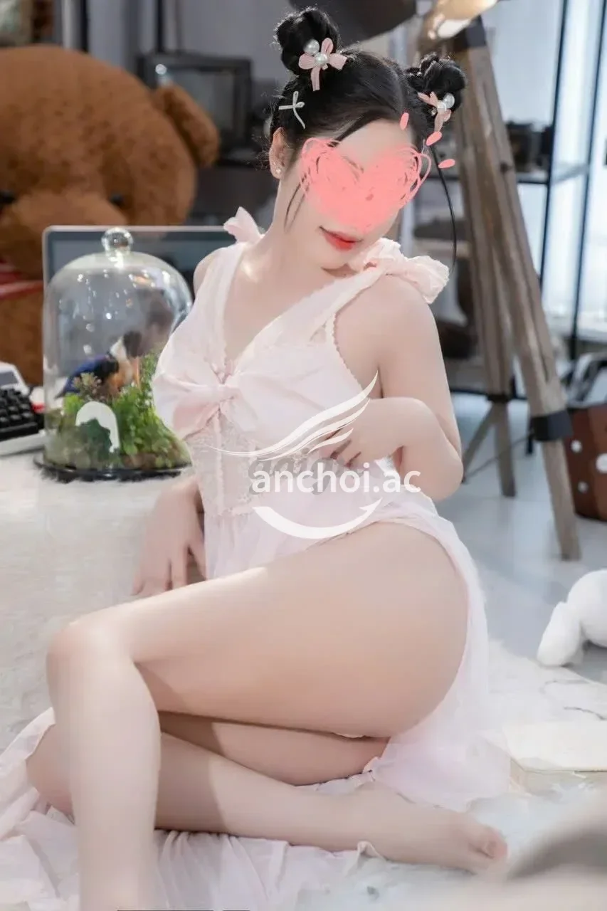 Hot❤️HÀ MY❤️EM GÁI MIỀN TÂY-VÚ HỒNG BÍM KHÍT BAO NGON[4139]