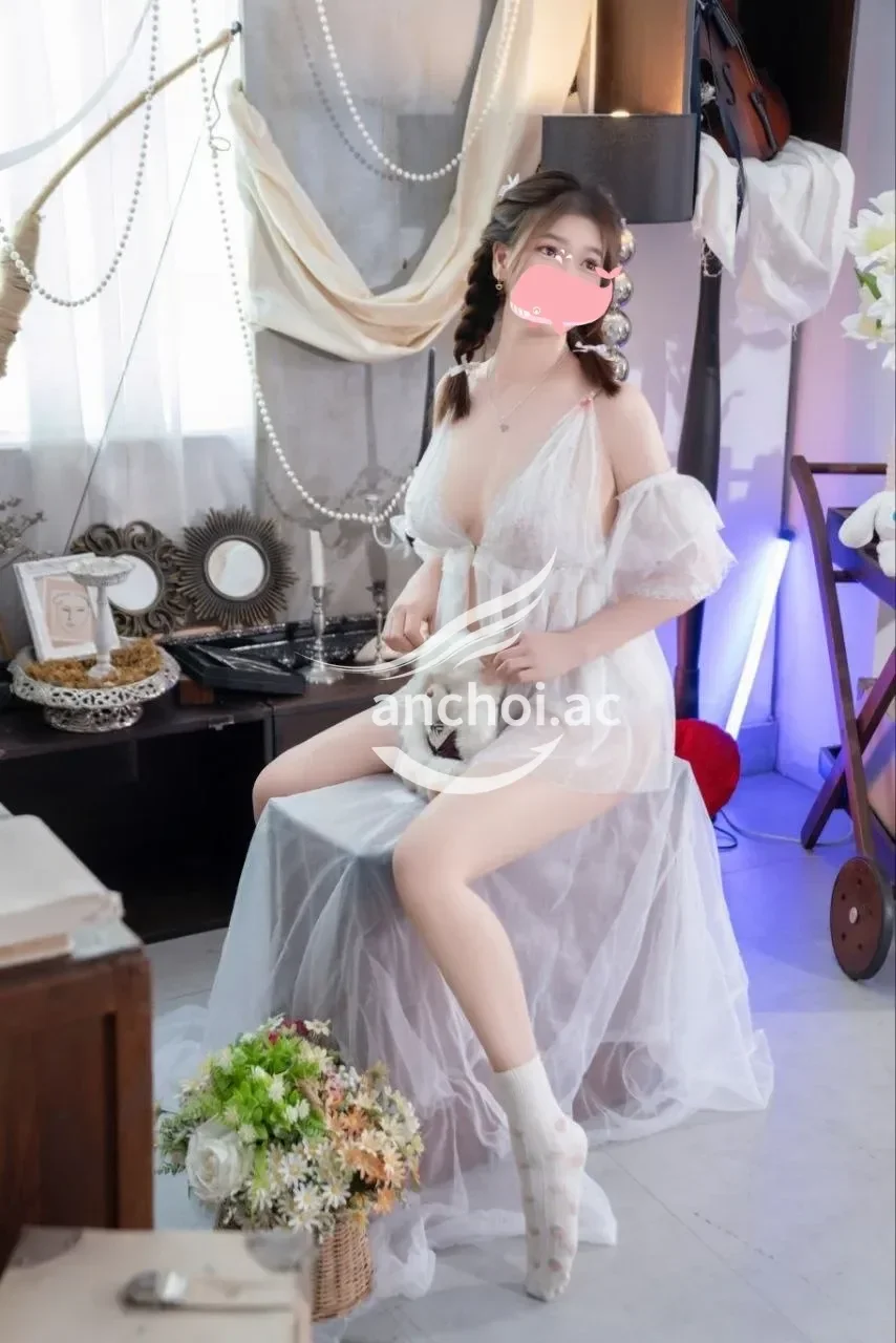 Bé Loan- em hàng nóng hổi, thơm ngon!!! 