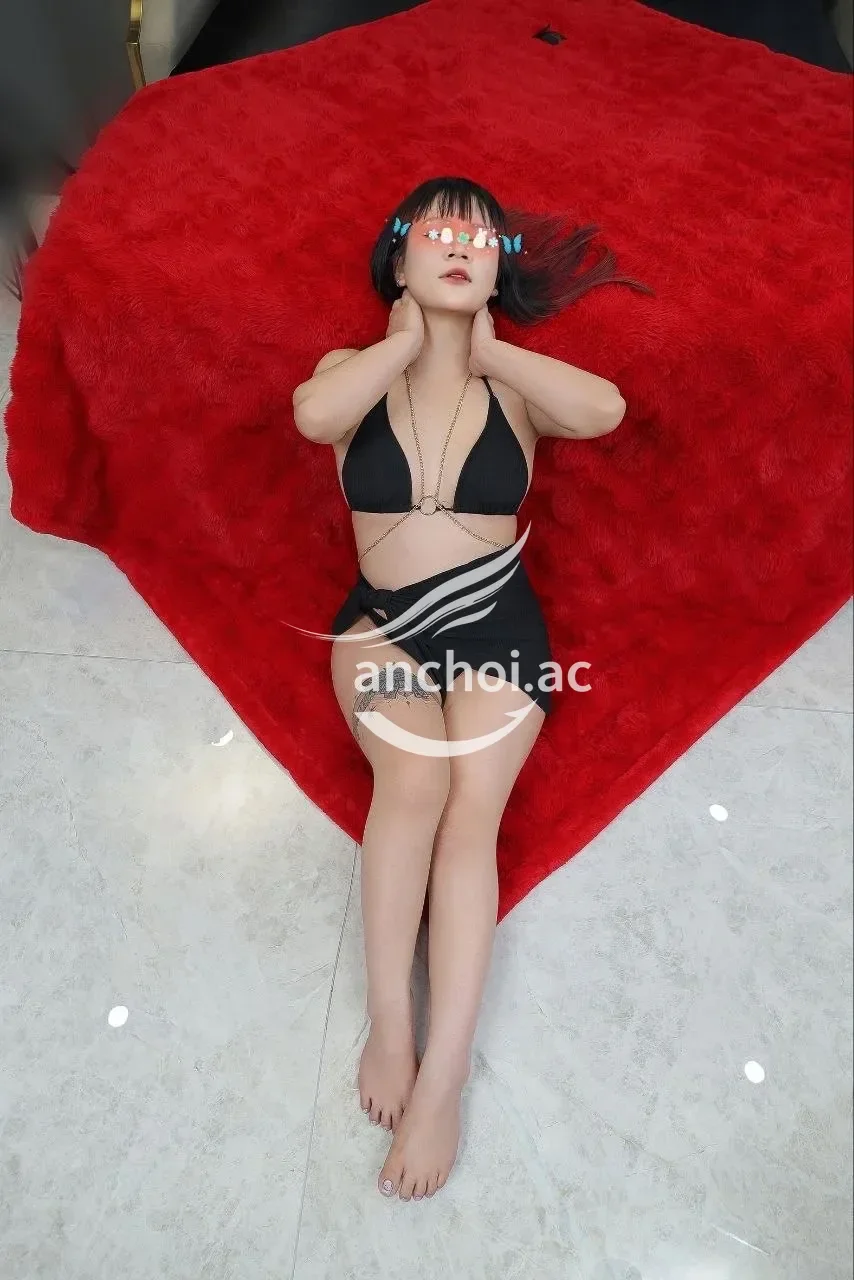MINH NGỌC- 2K2 HÀNG NON TƠ NHÍ NHẢNH HỒN NHIÊN 